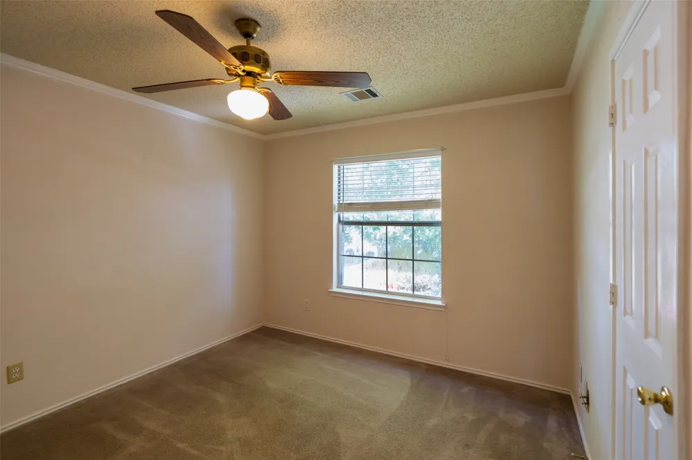 726 Spring Mills Road Mesquite, TX 75181