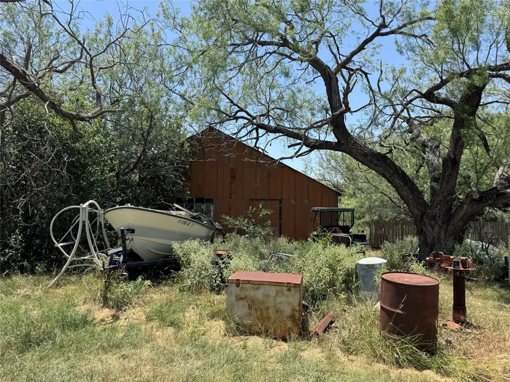 2993 County Road 265 Breckenridge, TX 76424