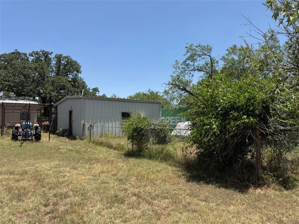 2993 County Road 265 Breckenridge, TX 76424