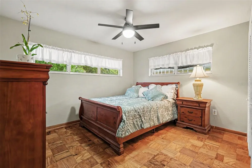 10308 OAKLEAF AVENUE Tampa, FL 33612