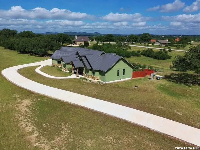 236 Bridle Chase Bandera, TX 78003