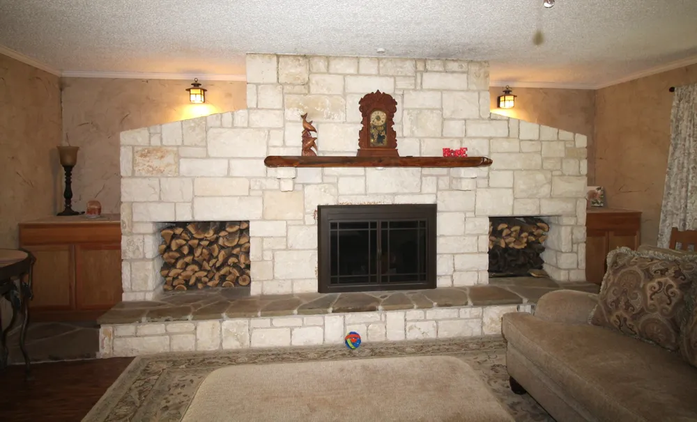 600 Runaway Bay Drive Runaway Bay, TX 76426