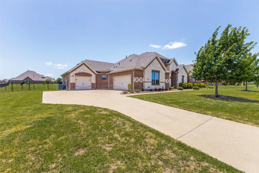 821 Abington Way McLendon Chisholm, TX 75032