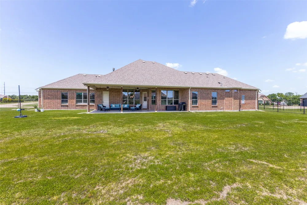 821 Abington Way McLendon Chisholm, TX 75032