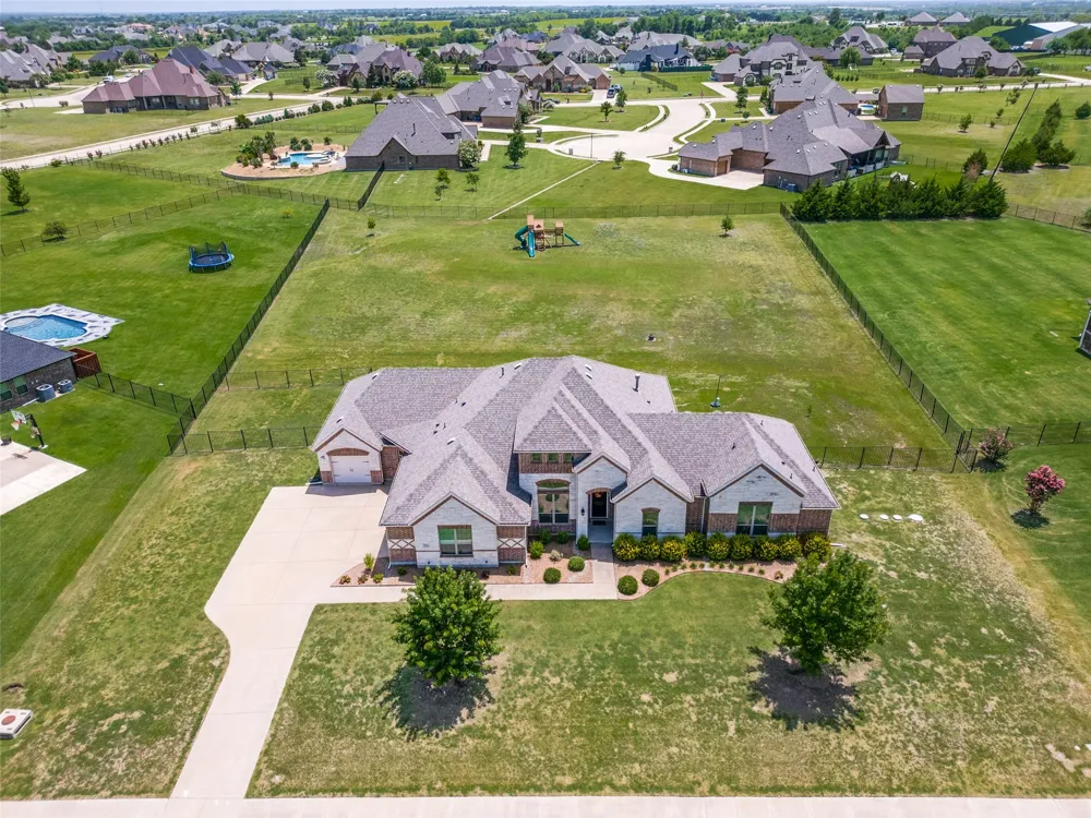 821 Abington Way McLendon Chisholm, TX 75032