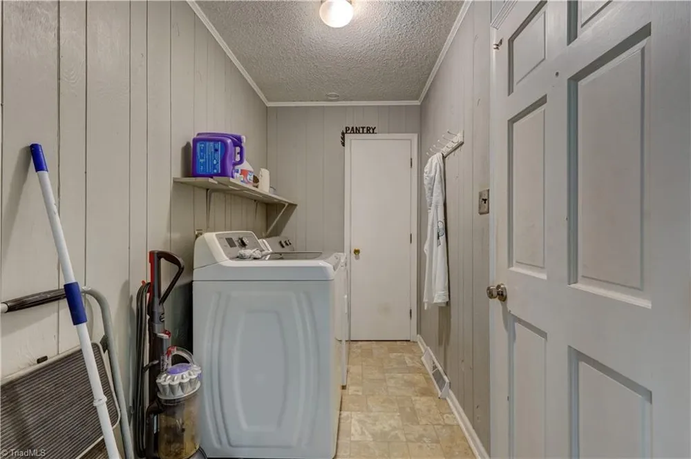 159 Laurell Drive Eden, NC 27288
