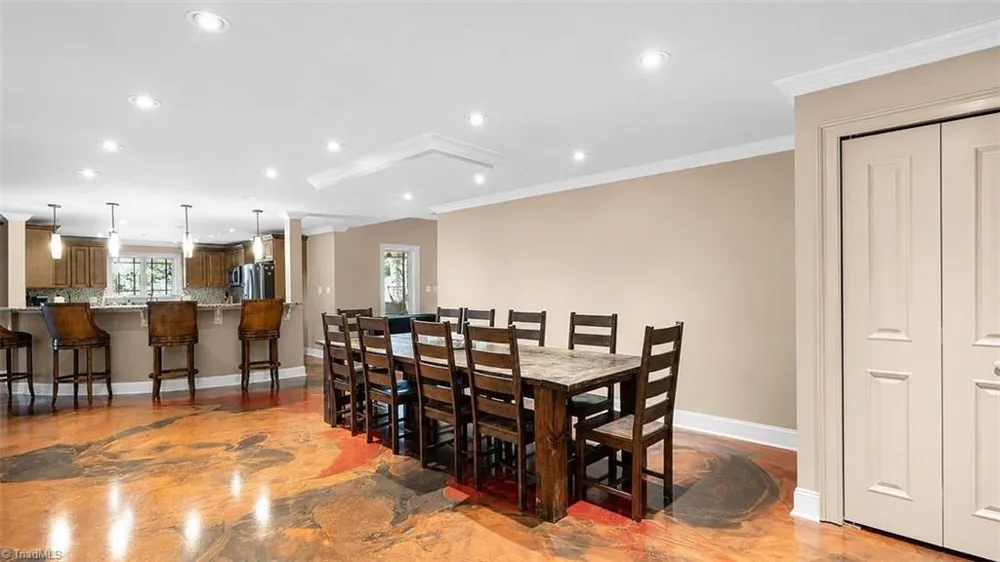 636 Lee Road Thomasville, NC 27360