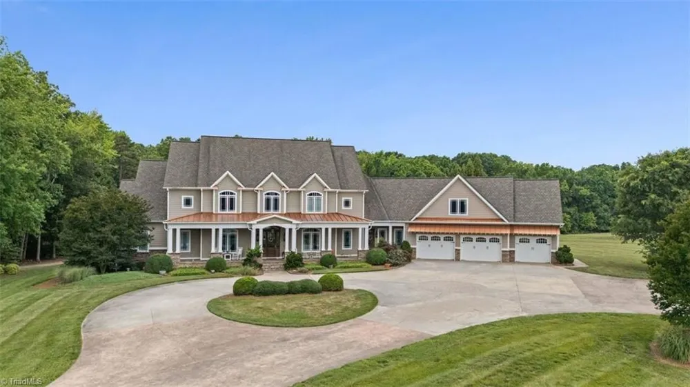 636 Lee Road Thomasville, NC 27360