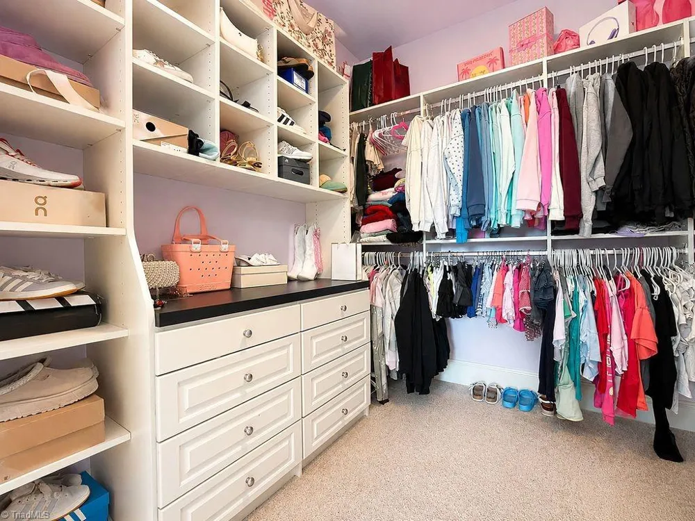636 Lee Road Thomasville, NC 27360