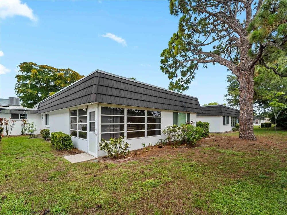 3935 PANOLA LANE #183 Sarasota, FL 34232