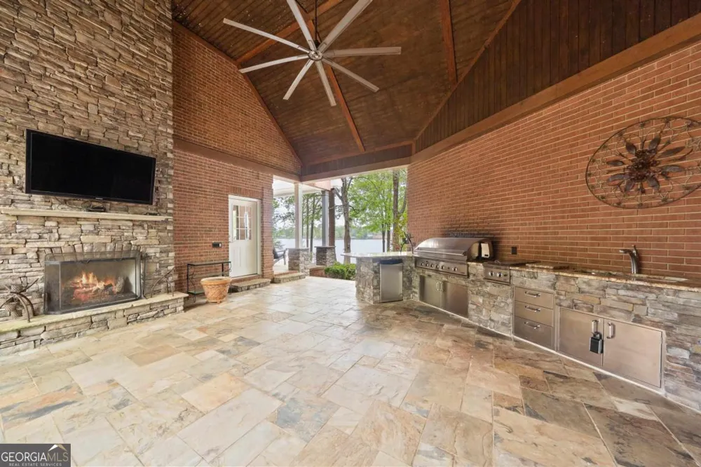 390 NW David Williams RD Sparta, GA 31087