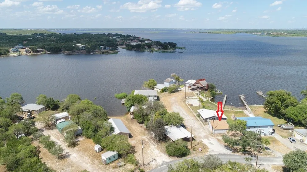 101 White Point Trail Sandia, TX 78383