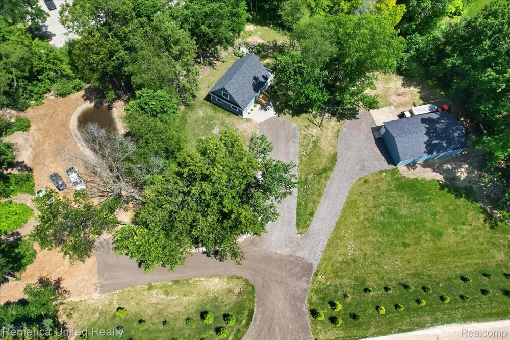 11521 Westshore Drive Putnam Township, MI 48169