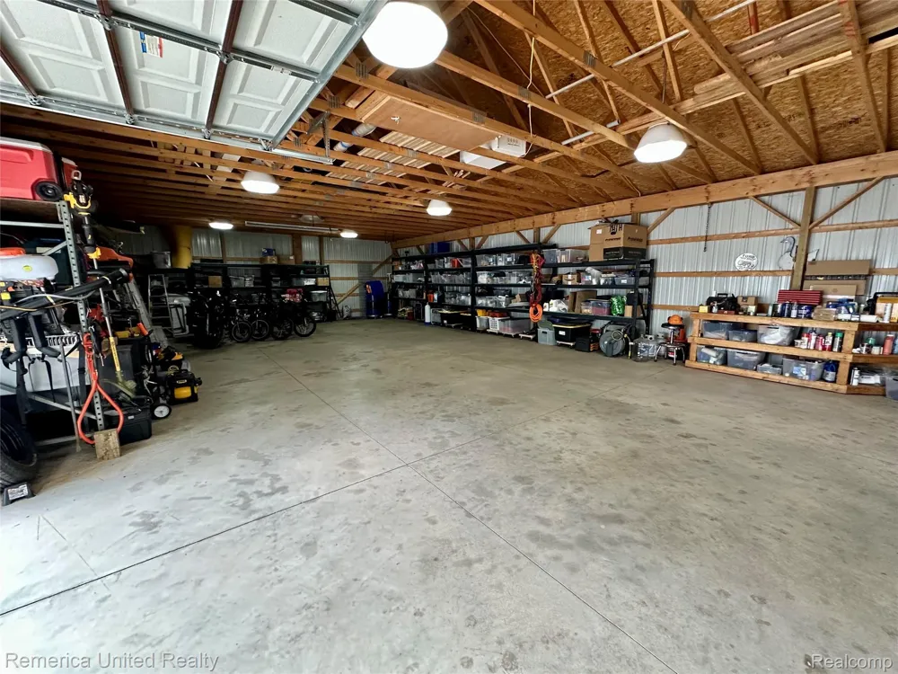 11521 Westshore Drive Putnam Township, MI 48169