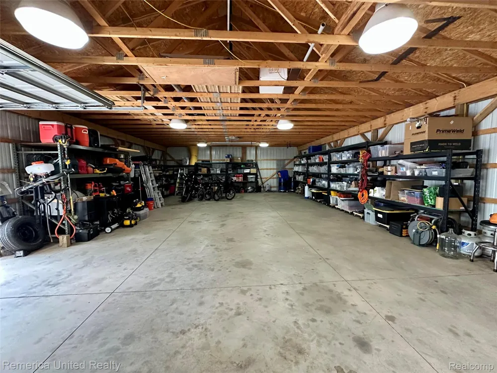 11521 Westshore Drive Putnam Township, MI 48169