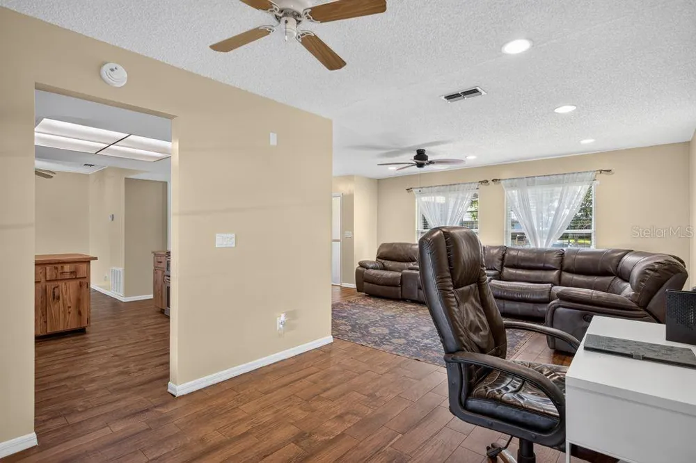 3110 CLOVEWOOD PLACE Seffner, FL 33584