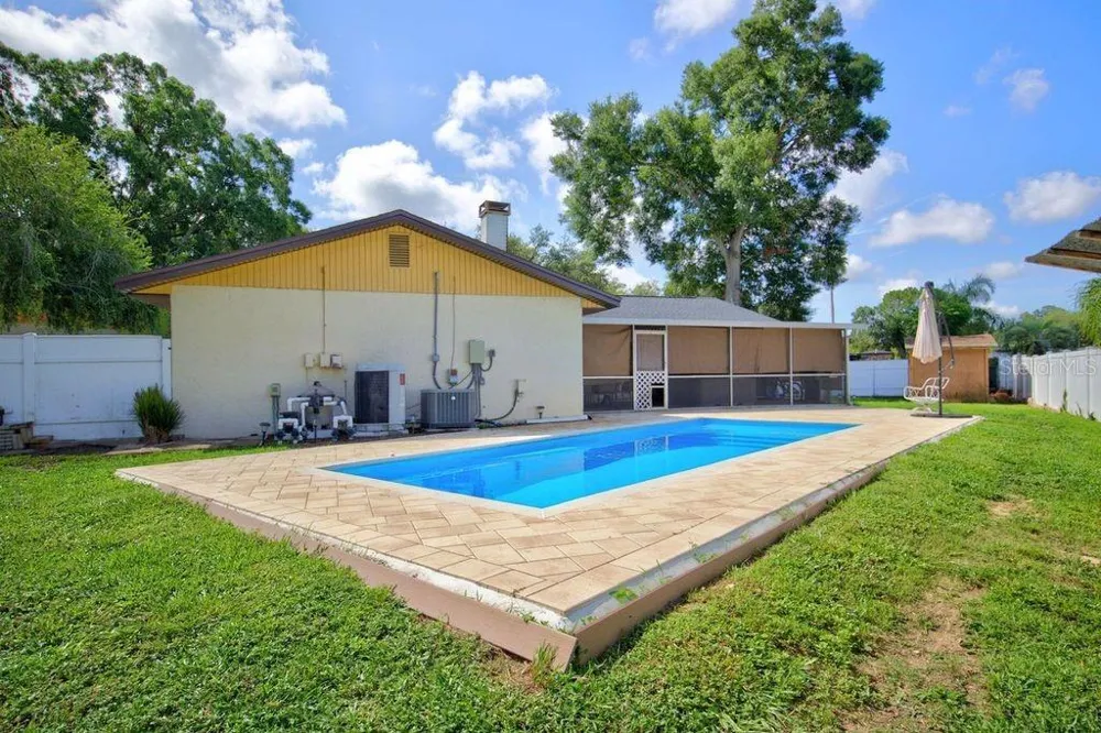 3110 CLOVEWOOD PLACE Seffner, FL 33584