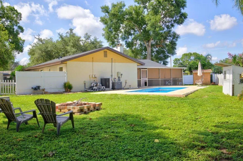 3110 CLOVEWOOD PLACE Seffner, FL 33584