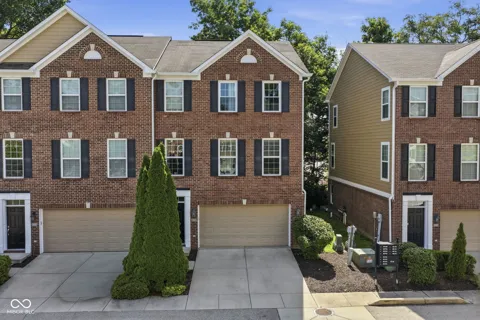 1010 Bard Lane