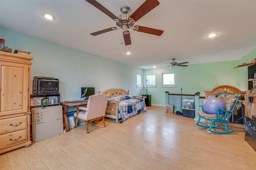 1002 S Main Street Farmersville, TX 75442