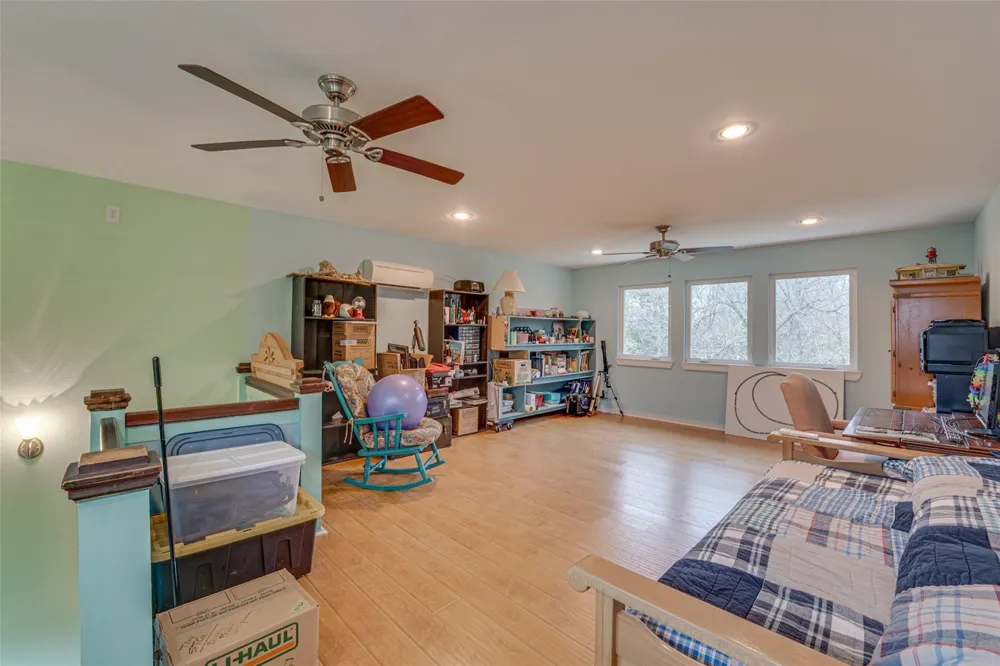 1002 S Main Street Farmersville, TX 75442