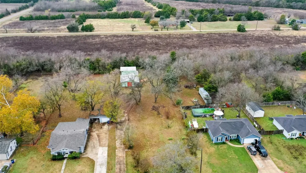 1002 S Main Street Farmersville, TX 75442