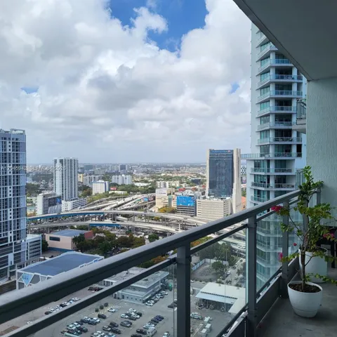 92 SW 3rd St #3207