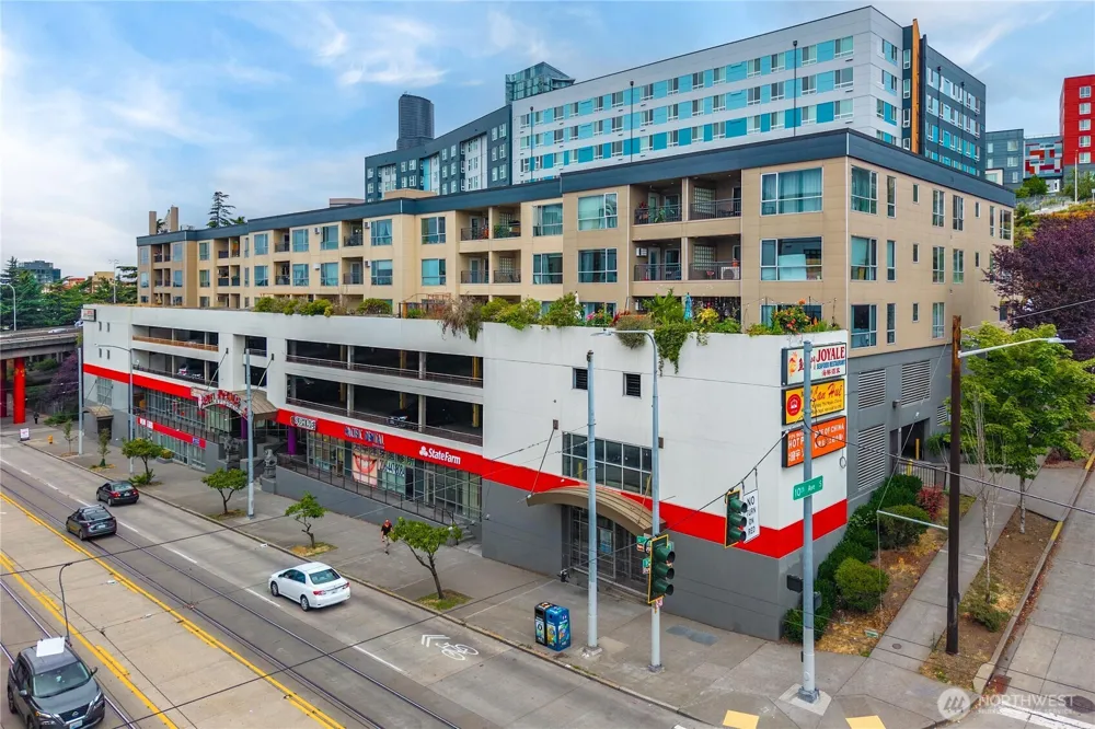 321 10th Avenue S #610 Seattle, WA 98104