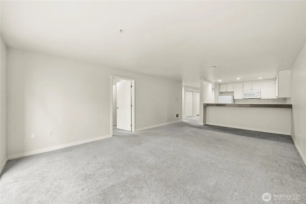 321 10th Avenue S #610 Seattle, WA 98104