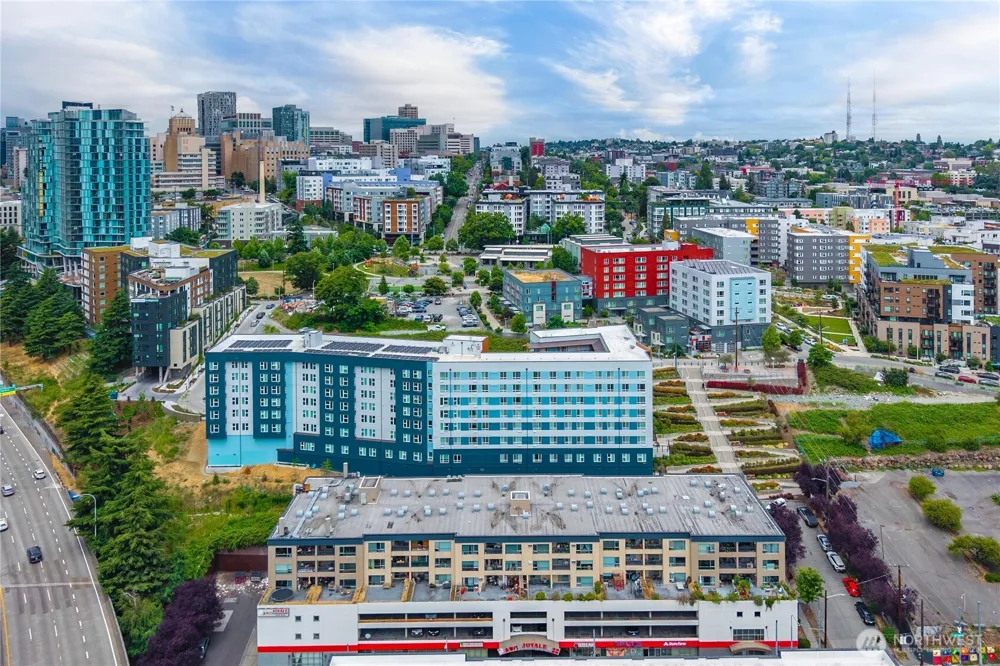 321 10th Avenue S #610 Seattle, WA 98104