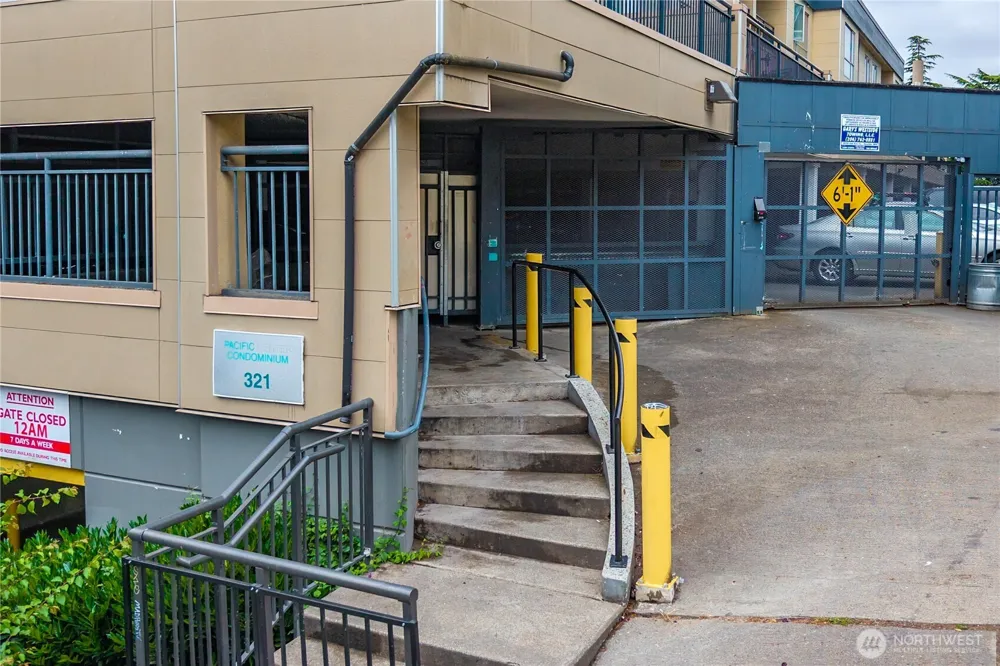 321 10th Avenue S #610 Seattle, WA 98104