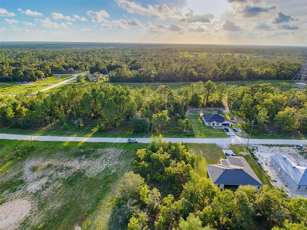 COURLAN ROAD Weeki Wachee, FL 34614