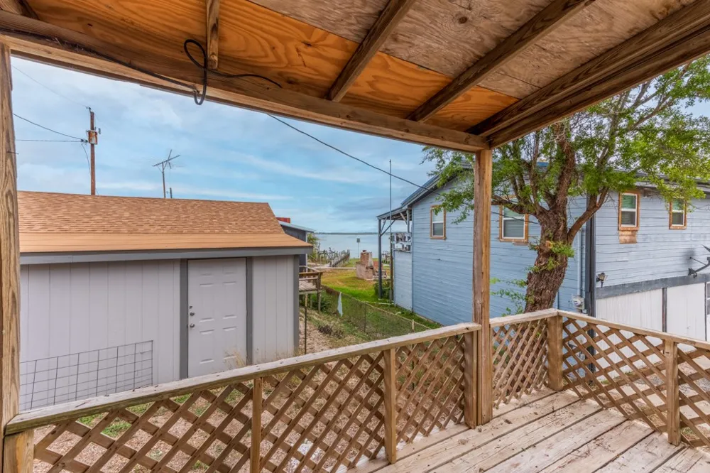 100 WHITE POINT TRAIL Sandia, TX 78383