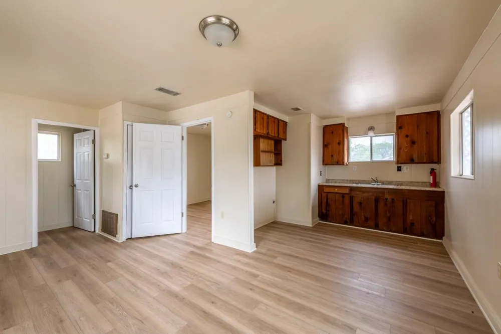 100 WHITE POINT TRAIL Sandia, TX 78383