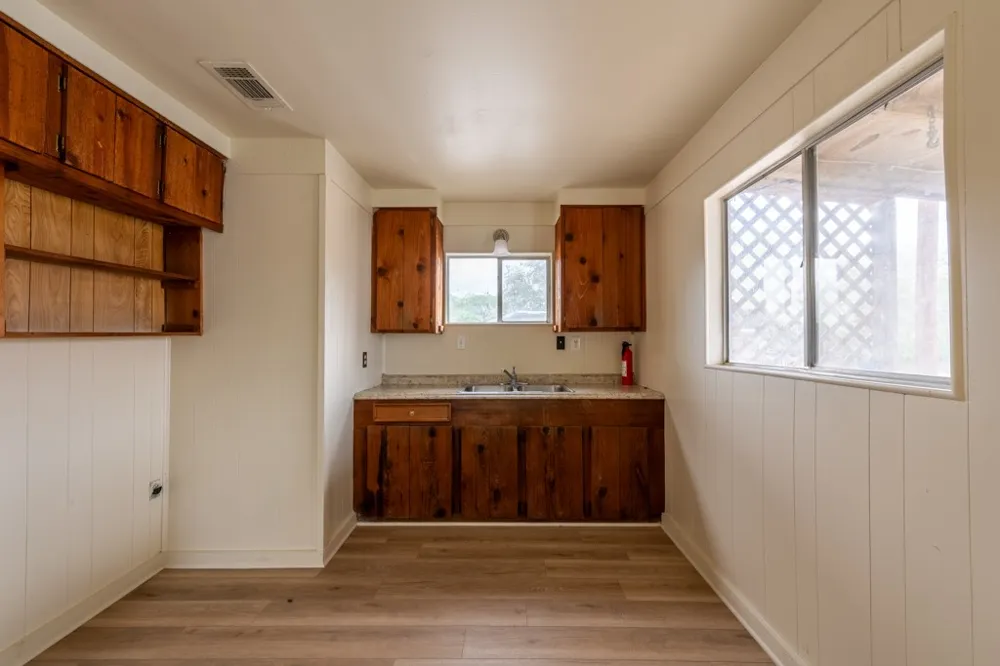 100 WHITE POINT TRAIL Sandia, TX 78383