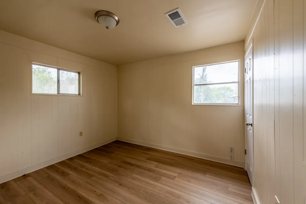 100 WHITE POINT TRAIL Sandia, TX 78383