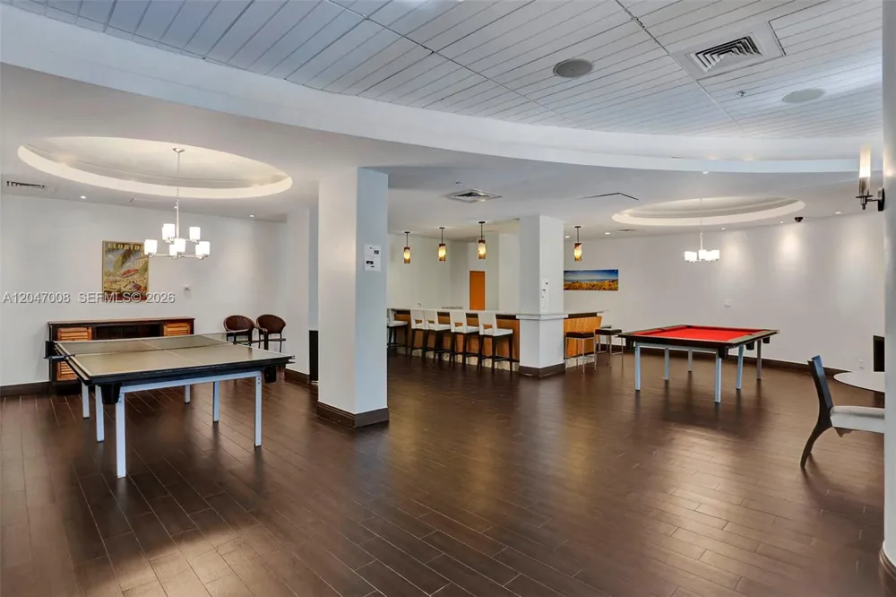 3901 S Ocean Dr #14Z Hollywood, FL 33019