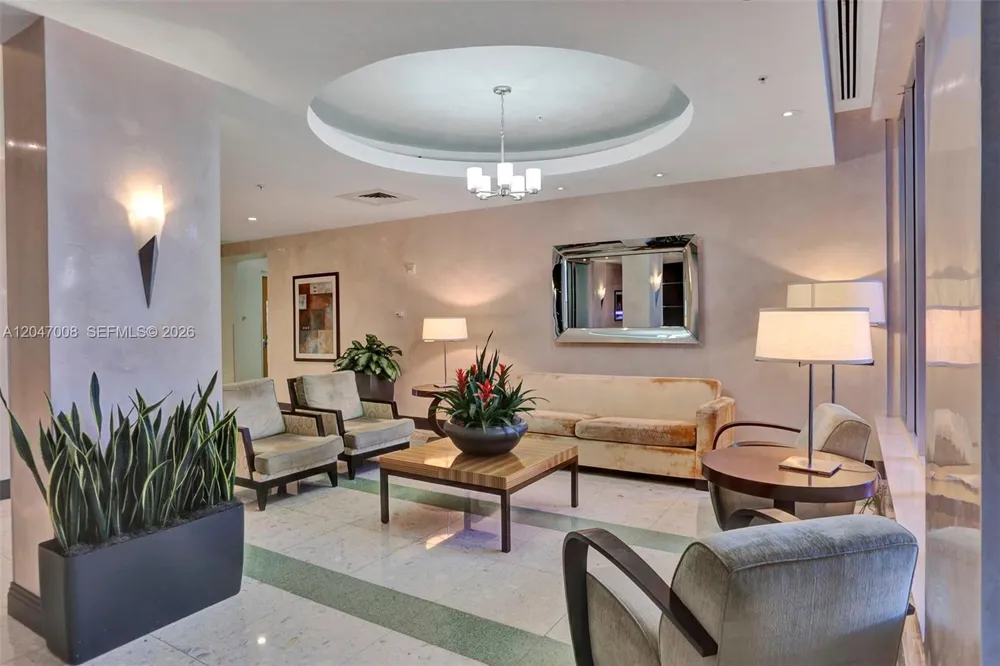 3901 S Ocean Dr #14Z Hollywood, FL 33019