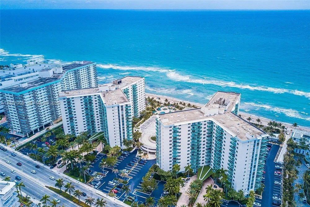 3901 S Ocean Dr #14Z Hollywood, FL 33019