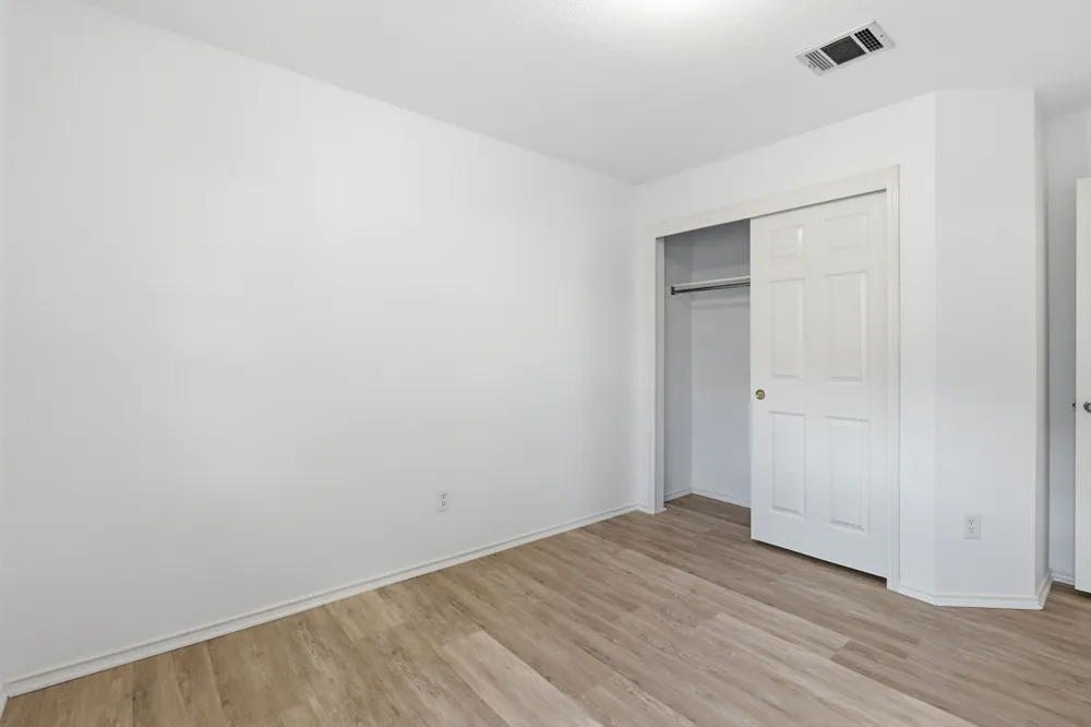 8829 Francia Trail Austin, TX 78748