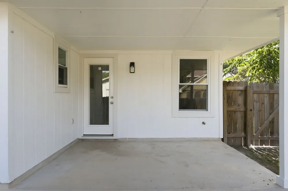 8829 Francia Trail Austin, TX 78748