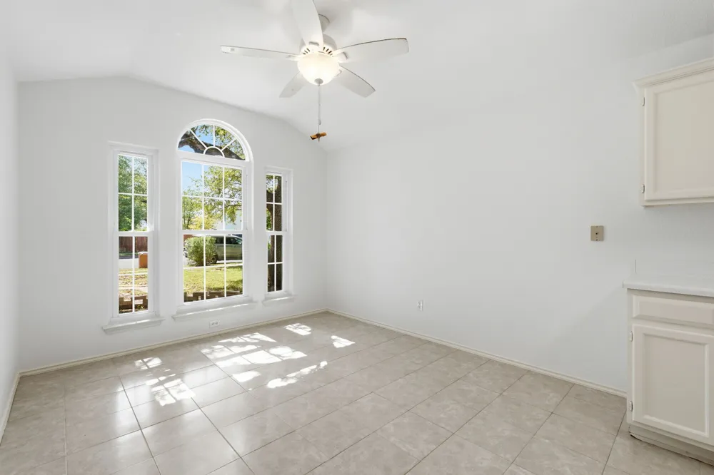 8829 Francia Trail Austin, TX 78748