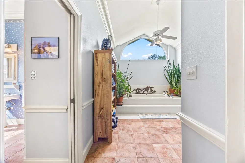 50 Brookmeadow Drive Wimberley, TX 78676