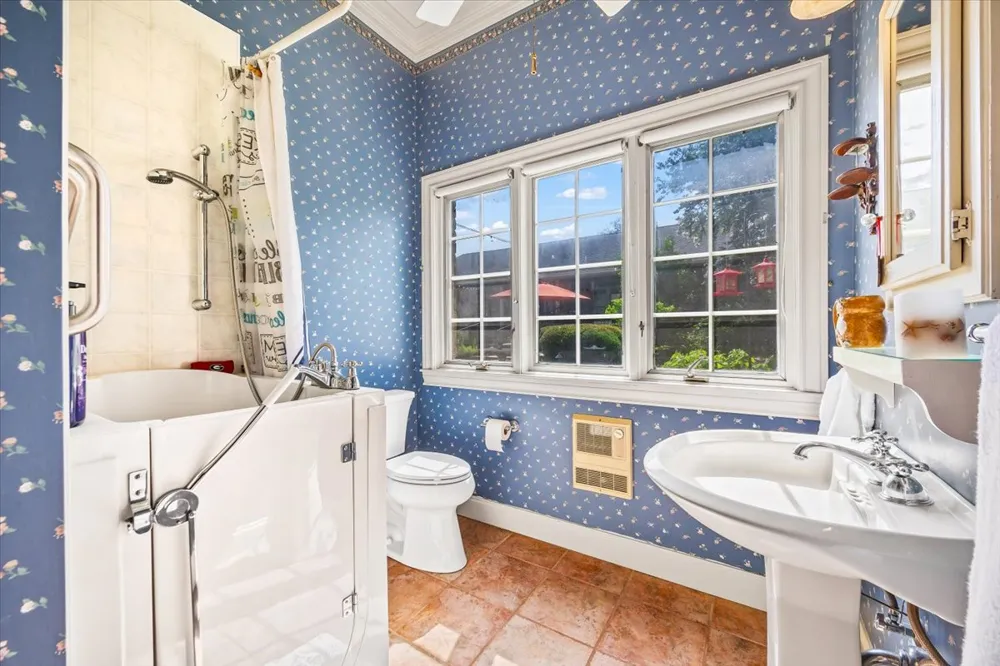 50 Brookmeadow Drive Wimberley, TX 78676