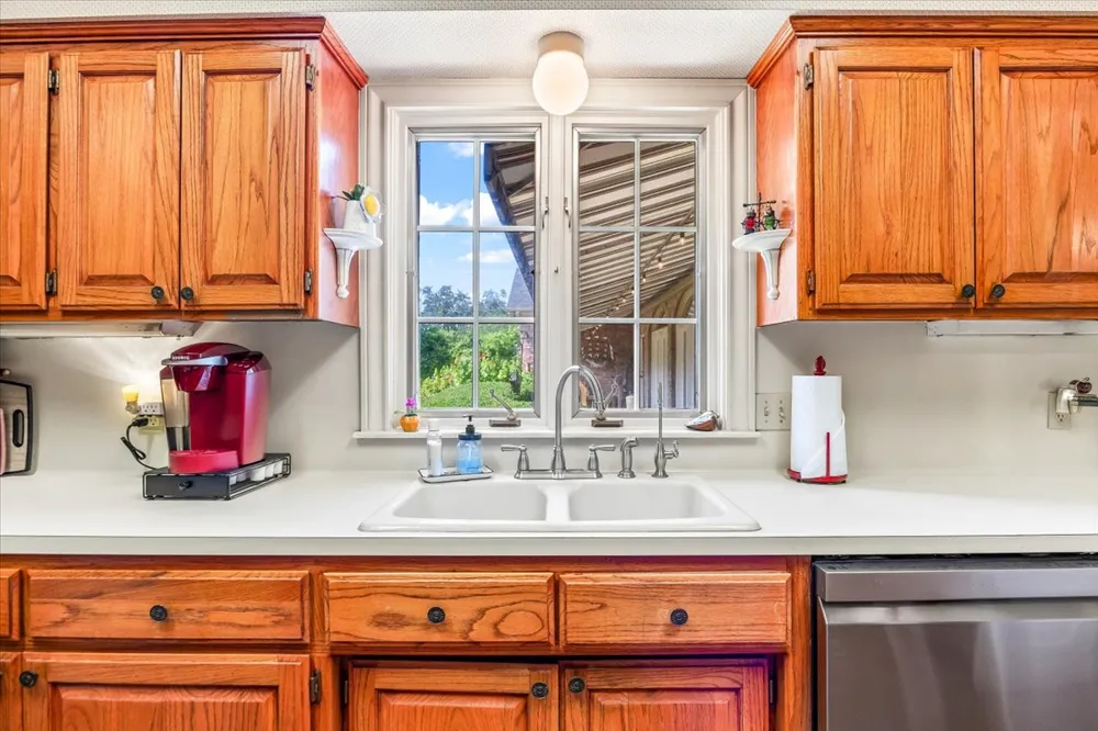 50 Brookmeadow Drive Wimberley, TX 78676