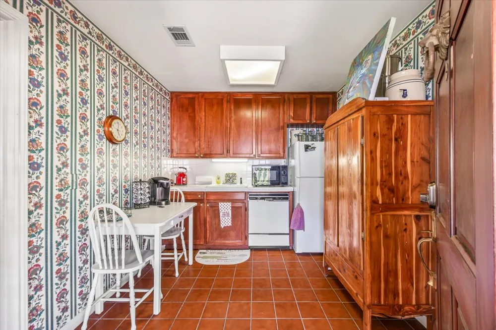 50 Brookmeadow Drive Wimberley, TX 78676