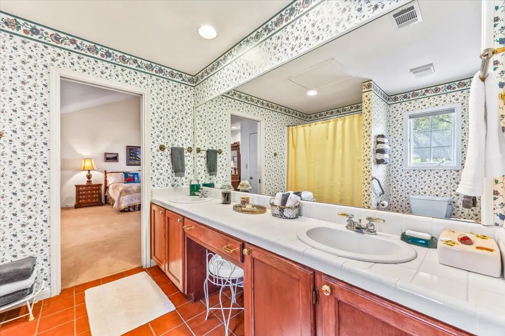 50 Brookmeadow Drive Wimberley, TX 78676