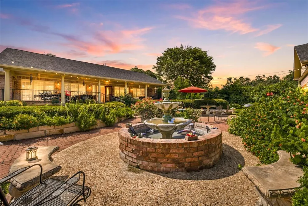 50 Brookmeadow Drive Wimberley, TX 78676