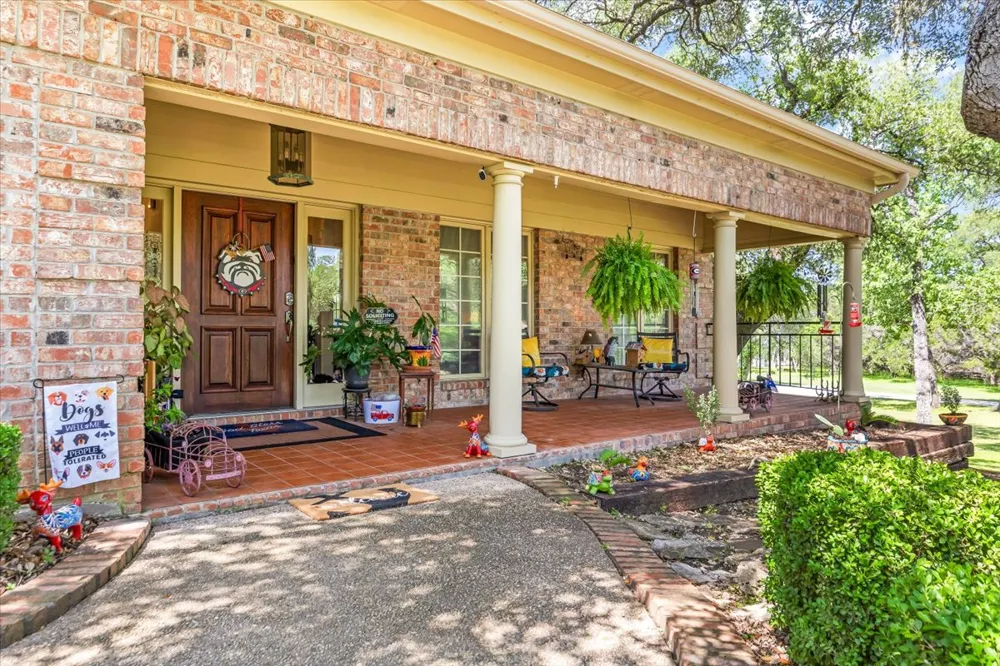 50 Brookmeadow Drive Wimberley, TX 78676