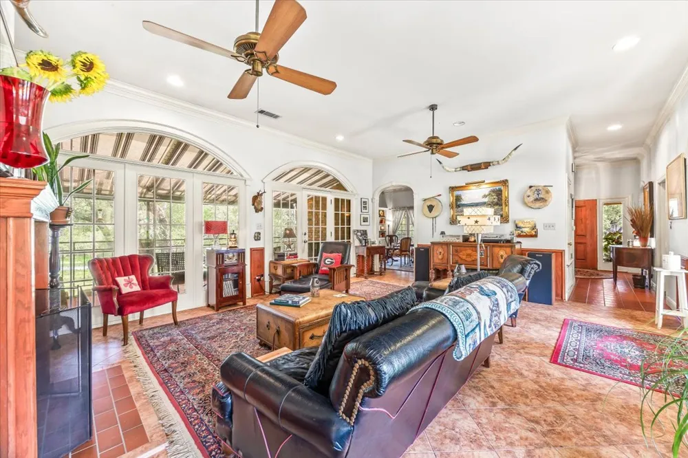 50 Brookmeadow Drive Wimberley, TX 78676